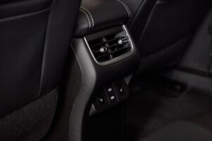 9b3cb35a979f55d8524fbd71494ef34c