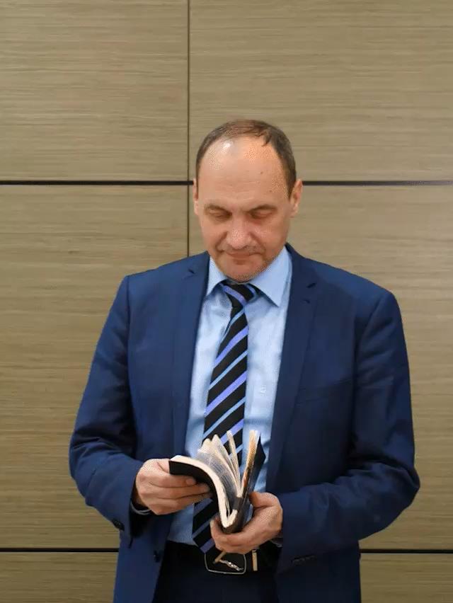 Владимир Пузанов